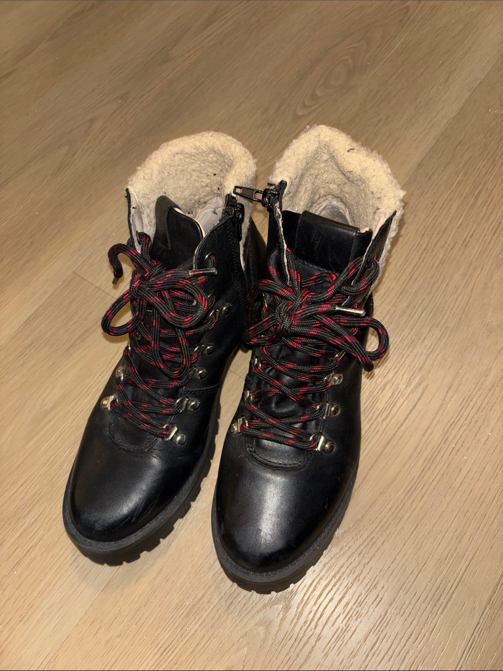 Steve Madden Black Lace-Up Faux-Shearling Hiking Boots with Red-Trim Laces